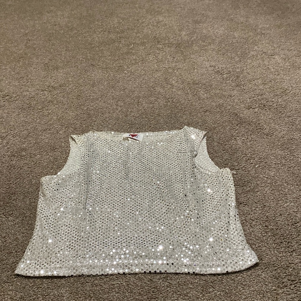 Disco ready tank